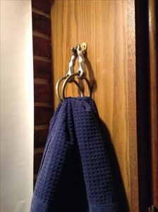 jointed snaffle towel holder